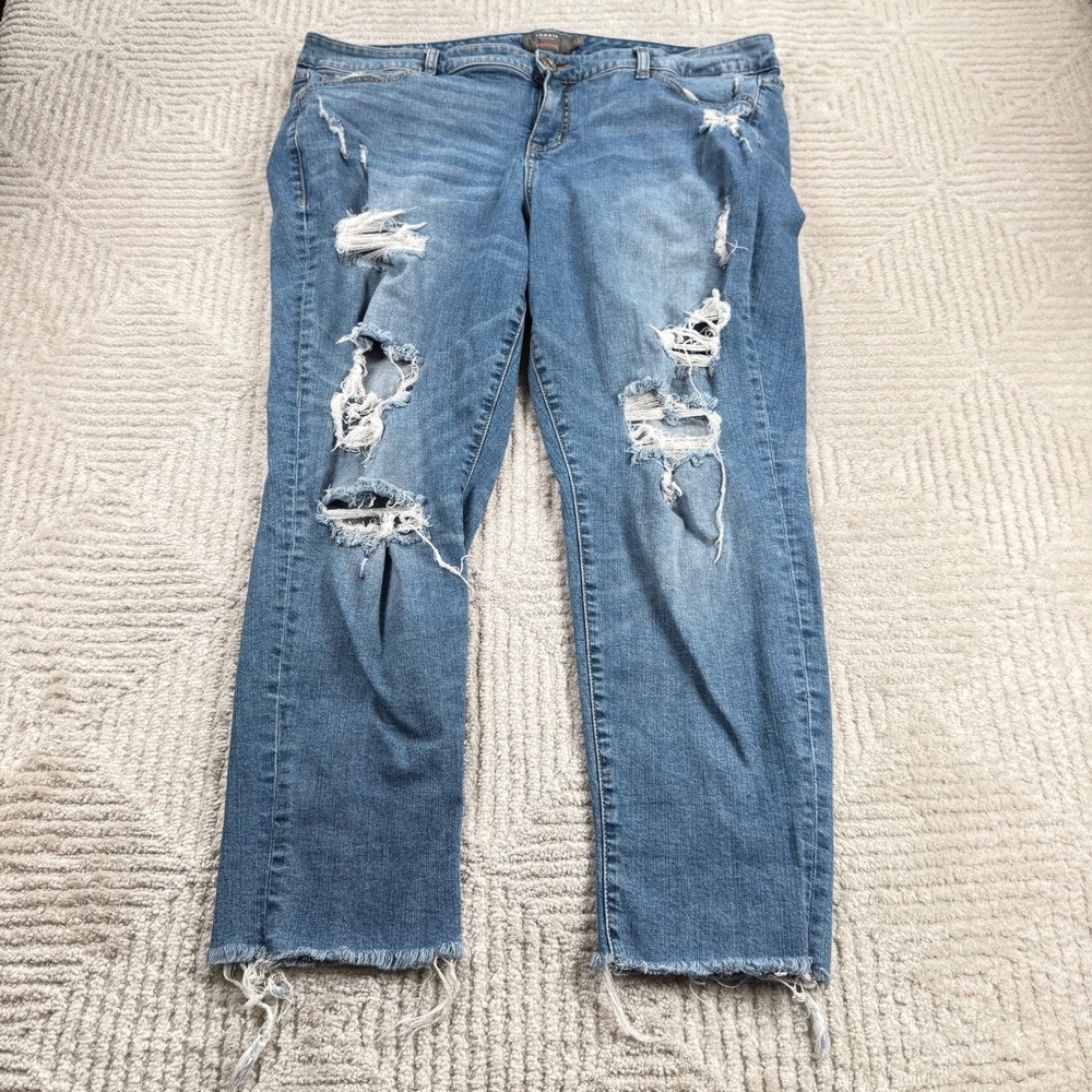 Torrid Crop Boyfriend Jeans Womens 18 Blue Distressed Grunge Punk Edgy Basics